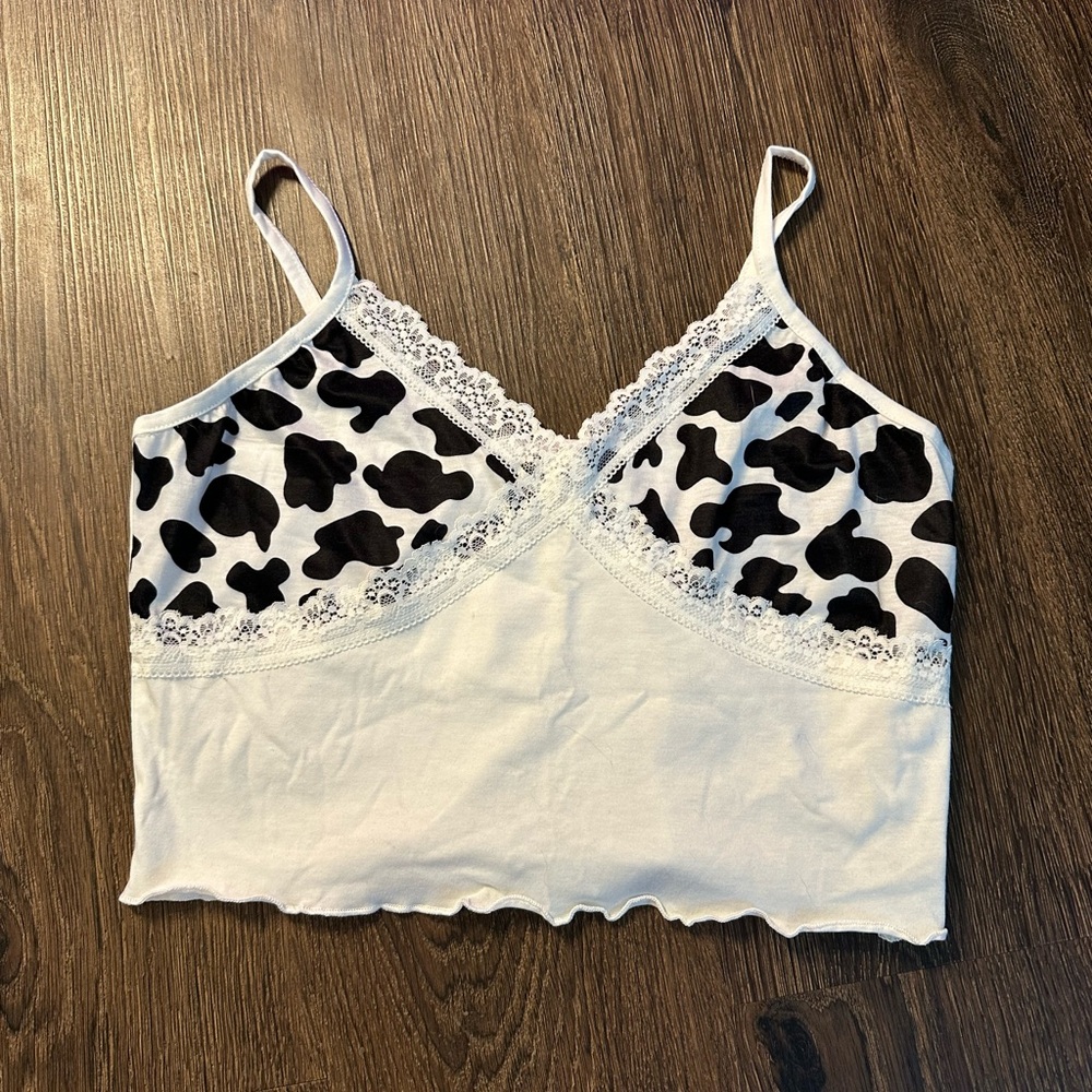 Stylish Black and White Lace Trim Cami Top